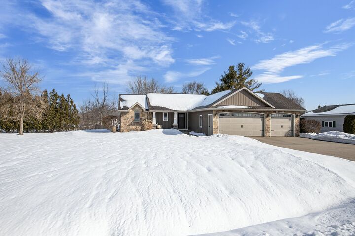 Property Photo:  W6860 Sunnyvale Lane  WI 54942 