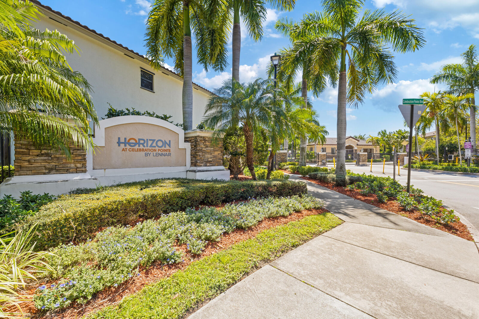 Property Photo:  5504 NW 27th Street  FL 33063 