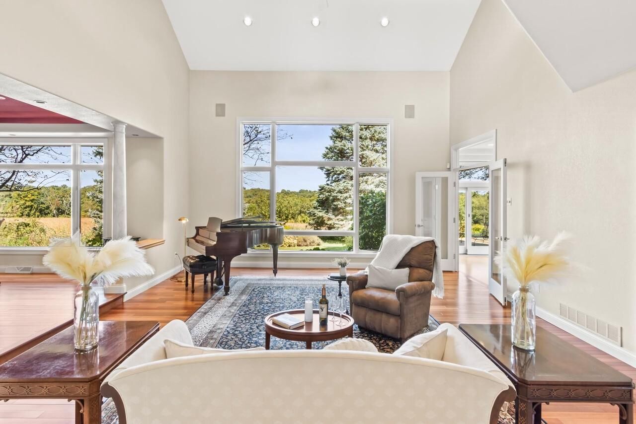 Property Photo:  414 Clearview Court  WI 53548 