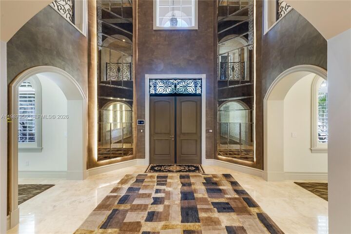 Property Photo:  5250 Snapper Creek Rd  FL 33156 