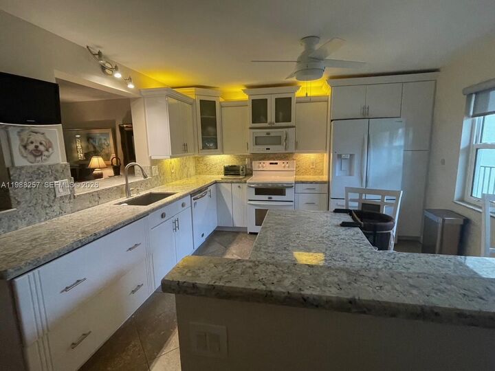 Property Photo:  281 S Hollybrook Dr 50-205  FL 33025 