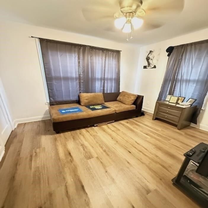 Property Photo:  625 E Pipkin St  TX 77701 
