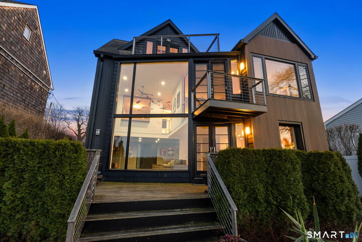 Property Photo:  17 Seabreeze Place  CT 06854 