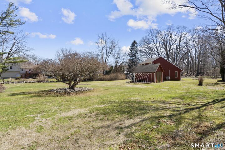 Property Photo: 104 South Montowese Street CT 06405