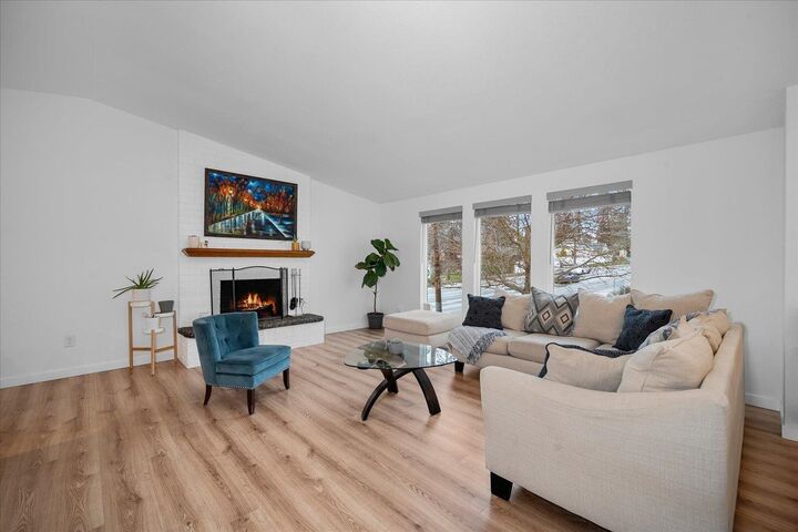 Property Photo:  404 W 26th Ave  WA 99203 