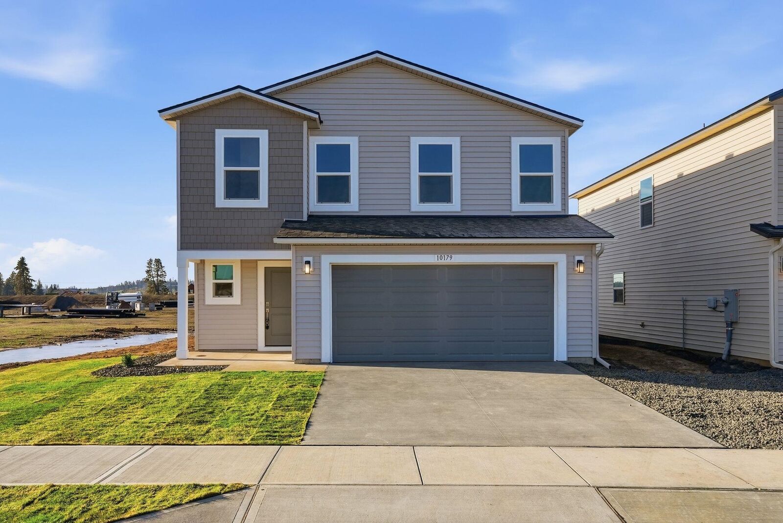 Property Photo: 10179 W Sorenstam Rd WA 99004