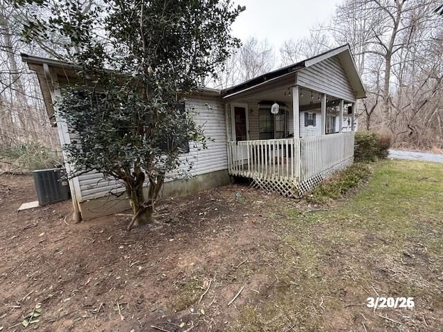 Property Photo:  274 Laurelwood Lane  NC 28759 