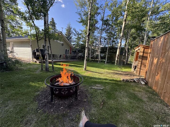 Property Photo:  1327 Kewatin Lane  SK S0M 1J0 