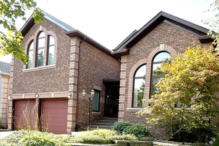 Property Photo:  54 Cityview Circle  ON L4N 7V1 