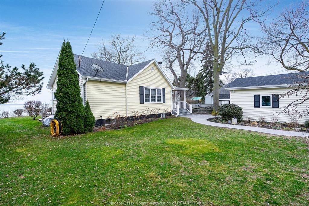 Property Photo:  389 Erie View  ON N0R 1G0 