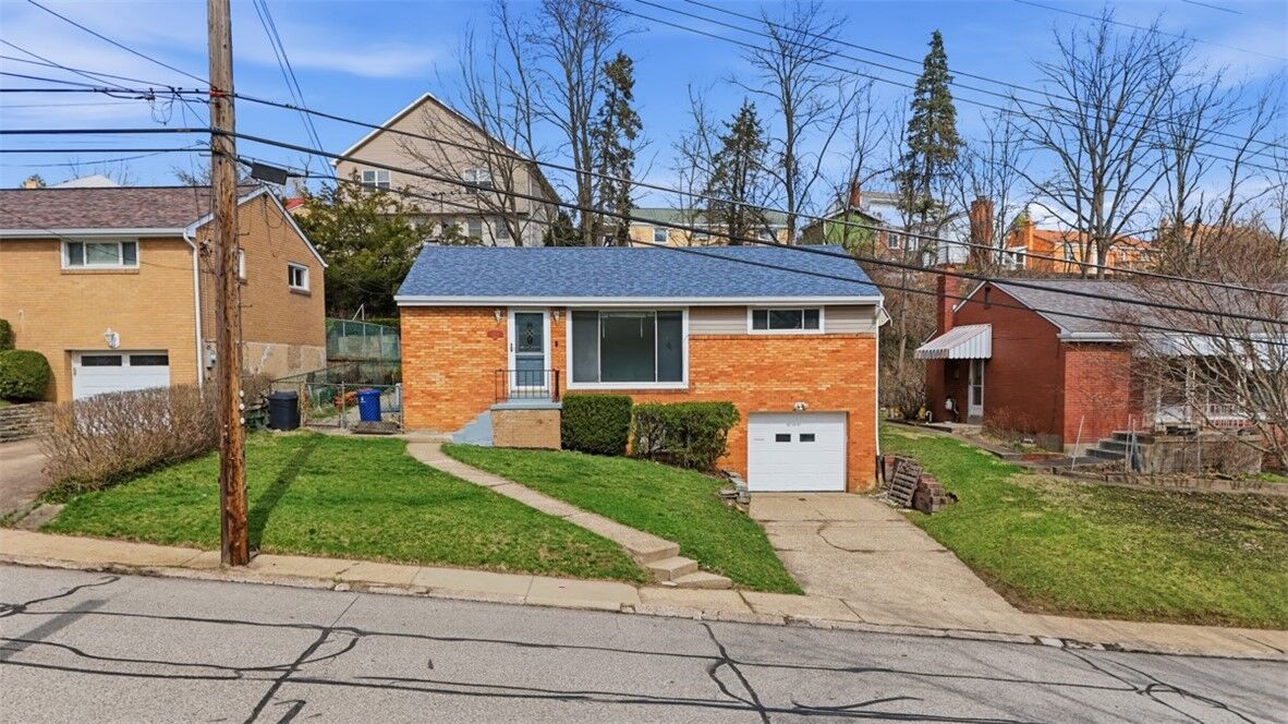 Property Photo:  2256 Allender Ave  PA 15220 
