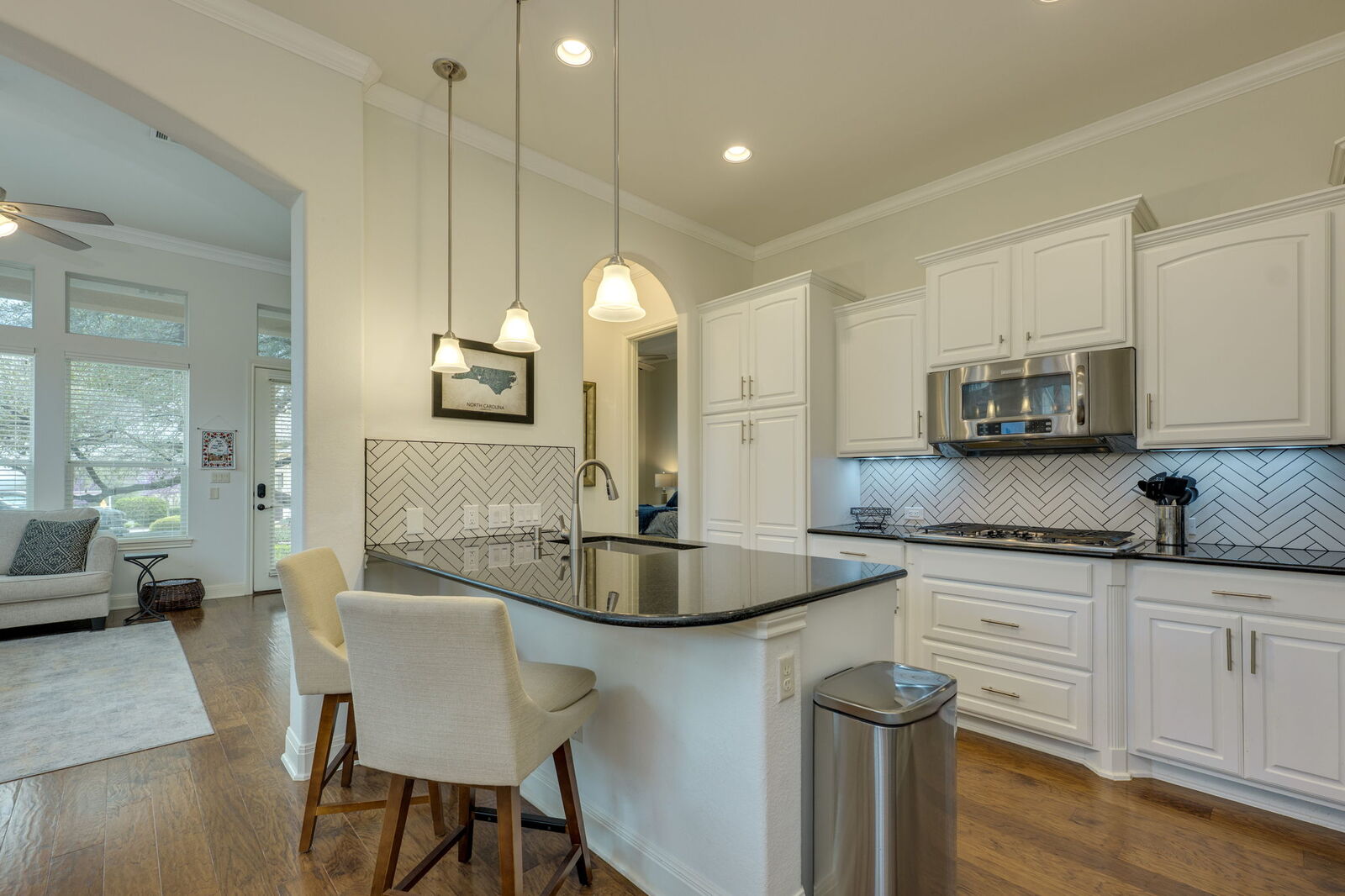 Property Photo:  118 Perpetuation Drive  TX 78734 