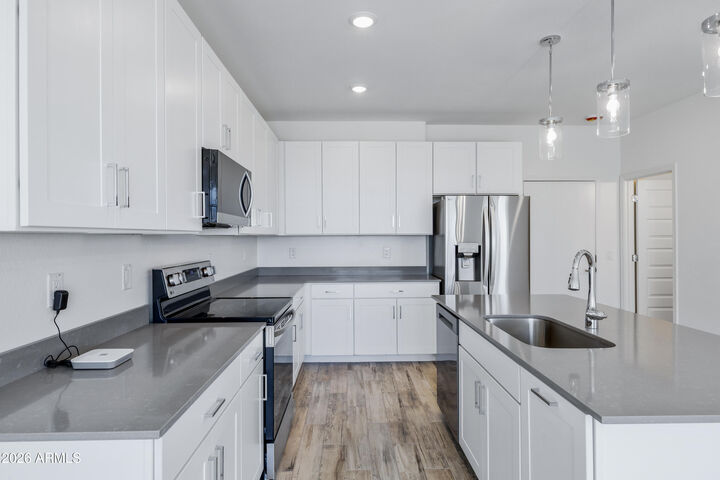 Property Photo:  651 N Ironwood Drive 68  AZ 85120 