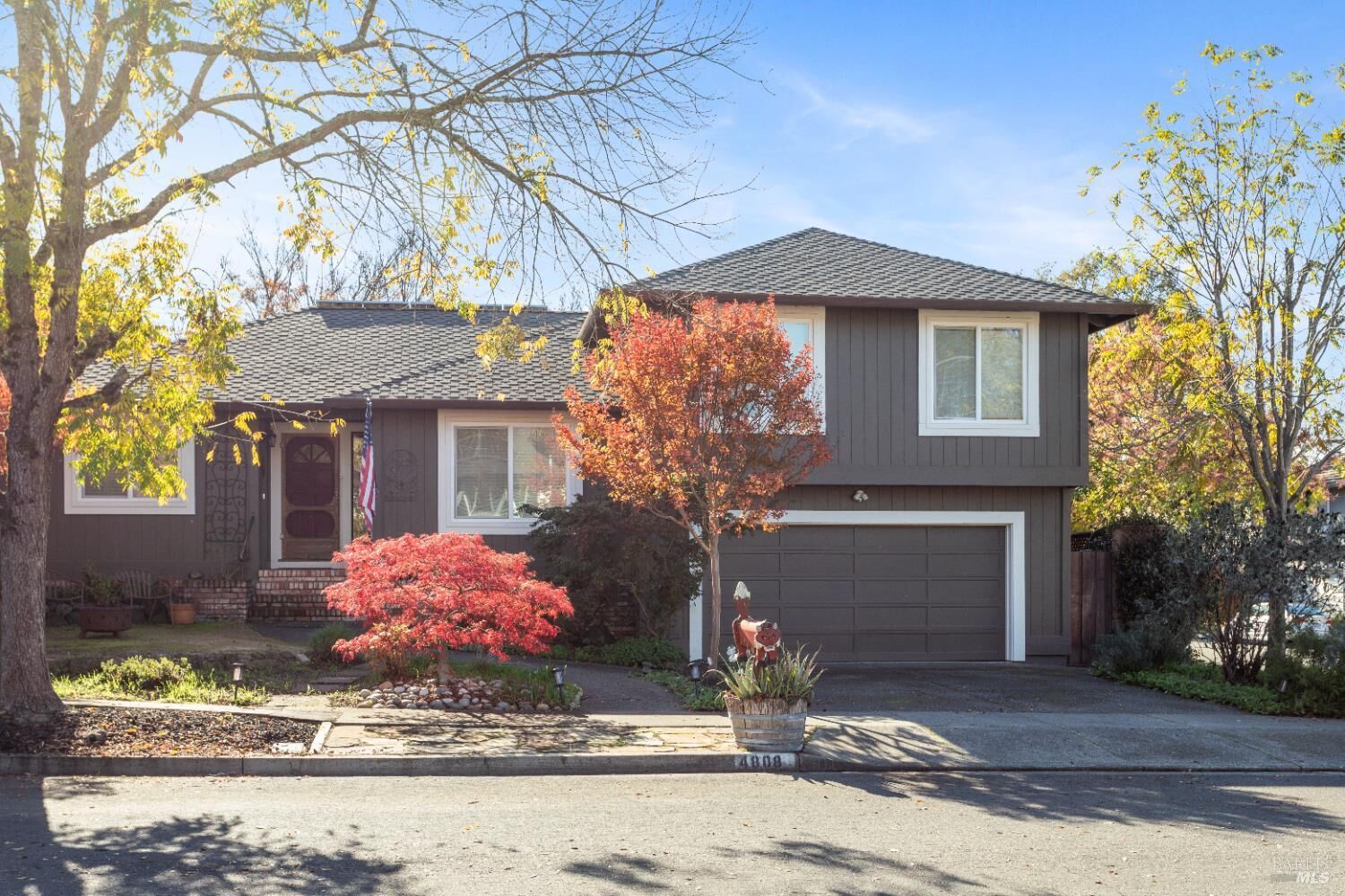 Property Photo:  4808 Foxglove Court  CA 95405 