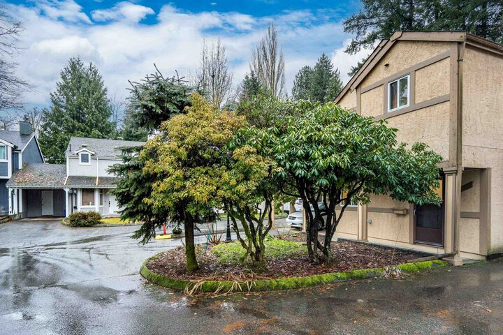Property Photo:  11956 214 Street  BC V2X 8M7 