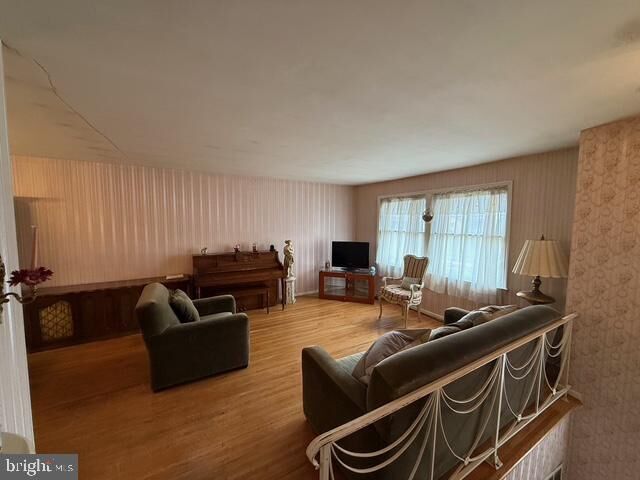 Property Photo:  136 Moore Street  NJ 08097 