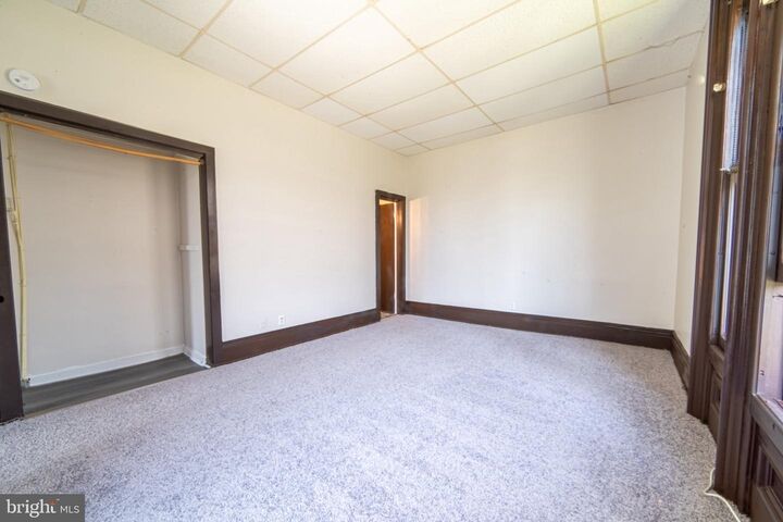 Property Photo: 125 W Commerce Street 2 NJ 08302