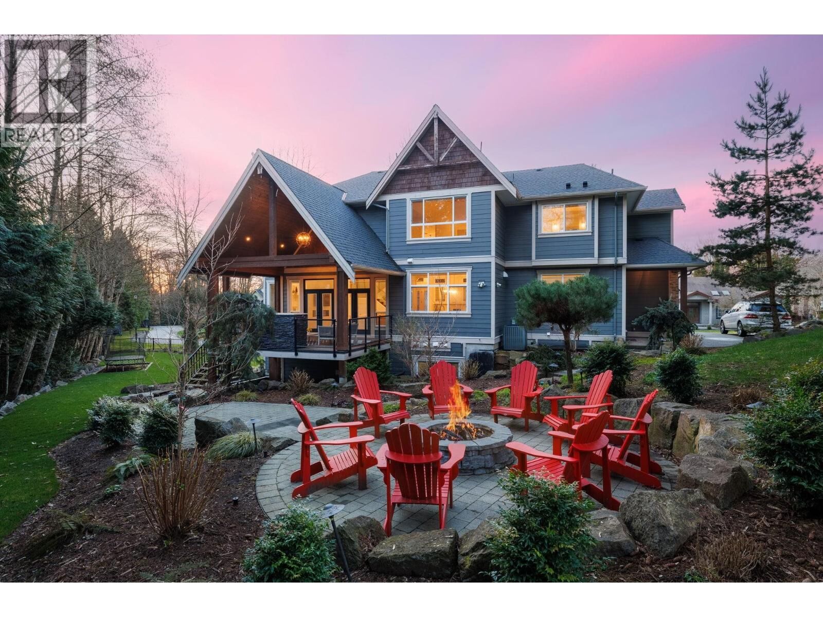 Property Photo:  12530 241 Street 8  BC V4R 2V8 