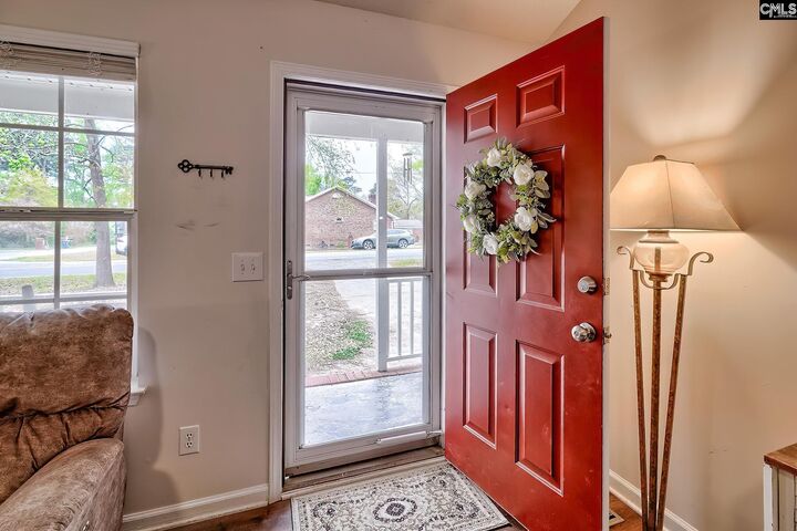 Property Photo: 471 S Woodside SC 29170