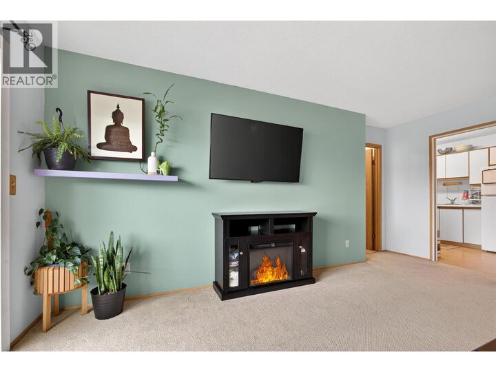 Property Photo: 3180 De Montreuil Court 412 BC V1W 3W4