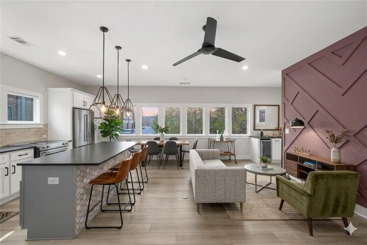 Property Photo: 609 King Arnold Street GA 30354