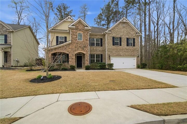 Property Photo: 3795 Gardenside Court GA 30004