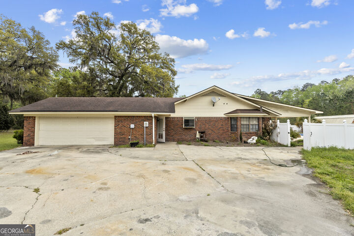 Property Photo:  160 Hall Street  GA 31313 