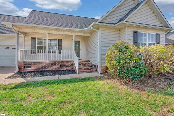 Property Photo:  143 Summer Lady Lane  SC 29316 