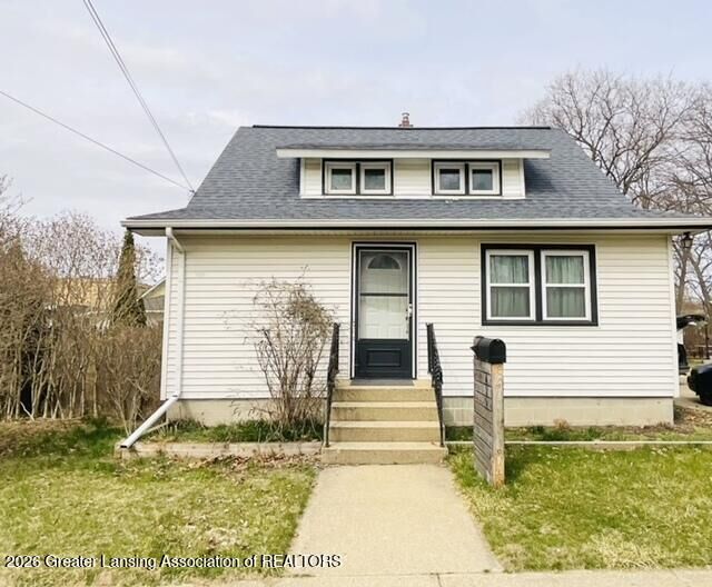 Property Photo: 422 W Seminary Street MI 48813