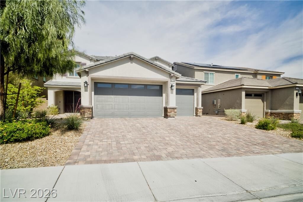Property Photo:  1606 Dire Wolf Avenue  NV 89084 