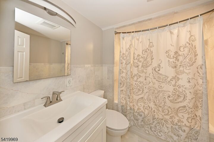 Property Photo:  217 Sweetbriar Pl  NJ 07652 