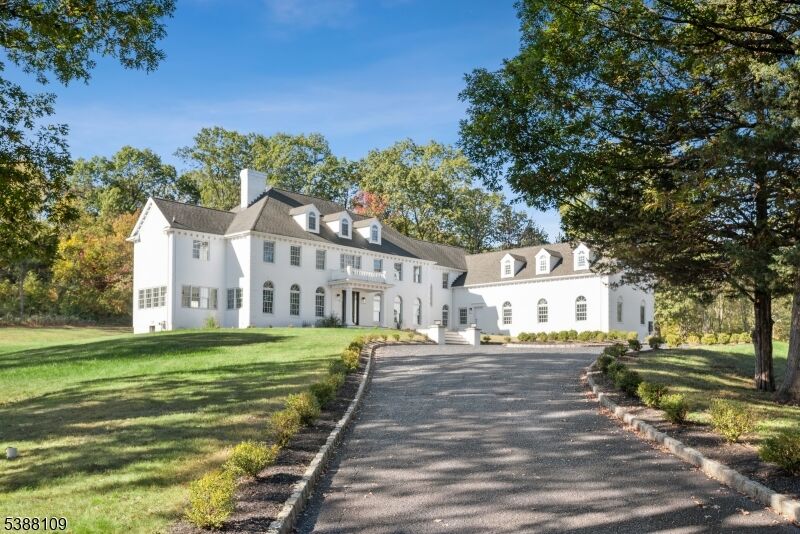 Property Photo:  2 Wright Lane  NJ 07931 