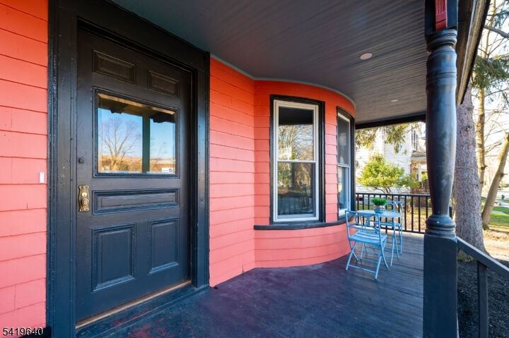 Property Photo:  382 Meeker St  NJ 07079 