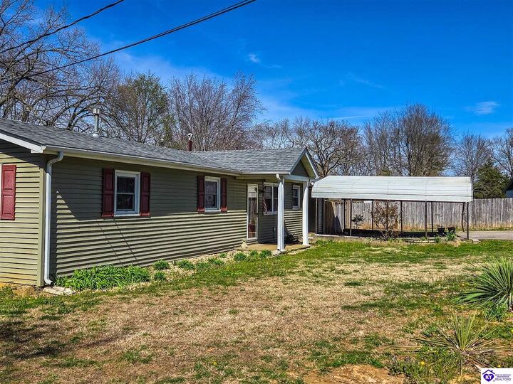 Property Photo:  483 Smith Street  KY 40160 