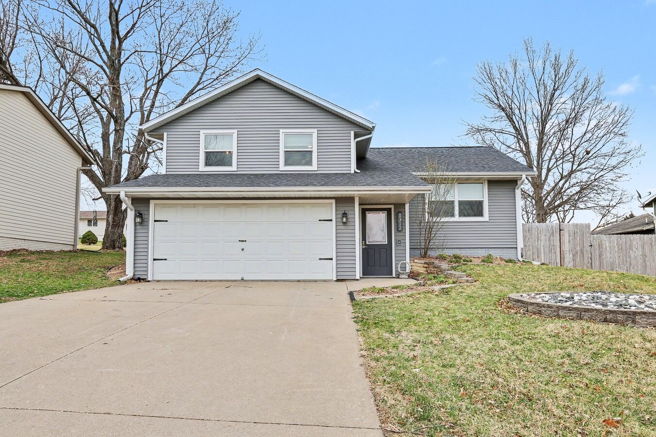 Property Photo:  1312 N Prairie Street  IA 50219 