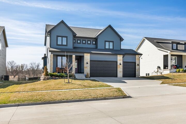 Property Photo:  11174 Westport Drive  IA 50266 