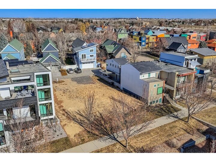 Property Photo: 903 Tempted Ways Dr CO 80504