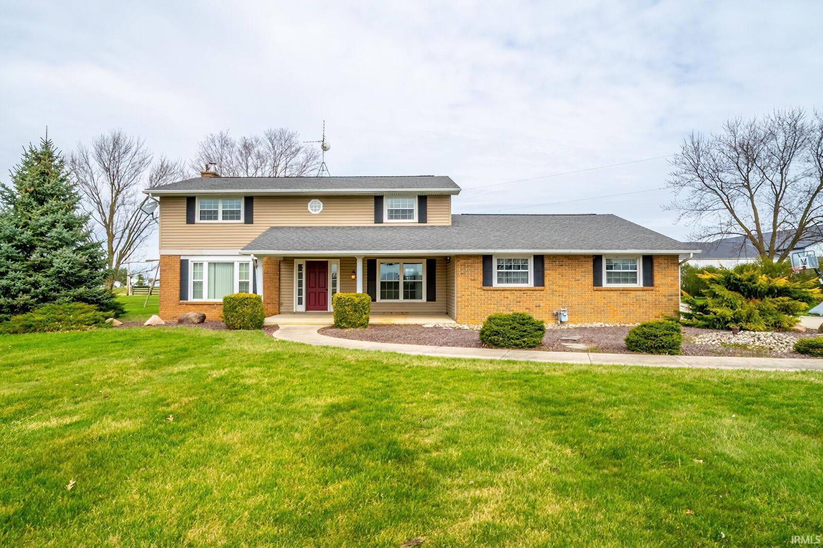 Property Photo: 18205 Doty Road IN 46797