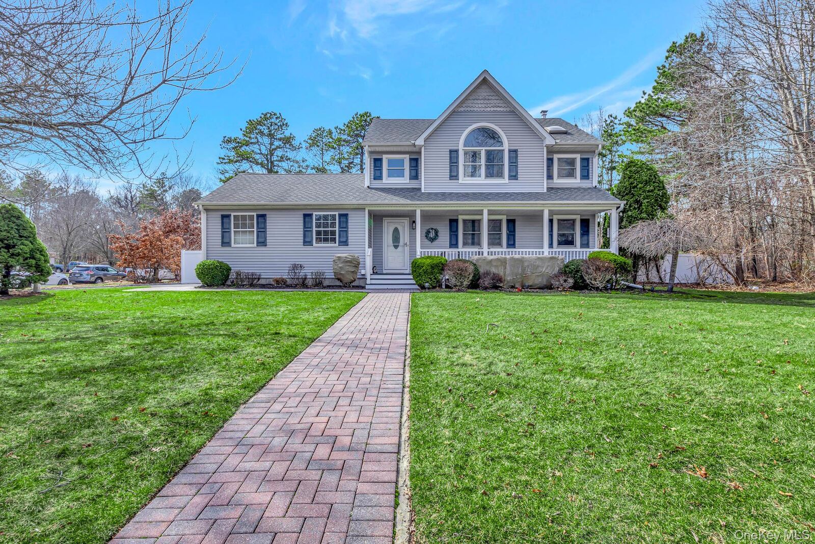 Property Photo:  10 Tall Oaks Court  NY 11949 