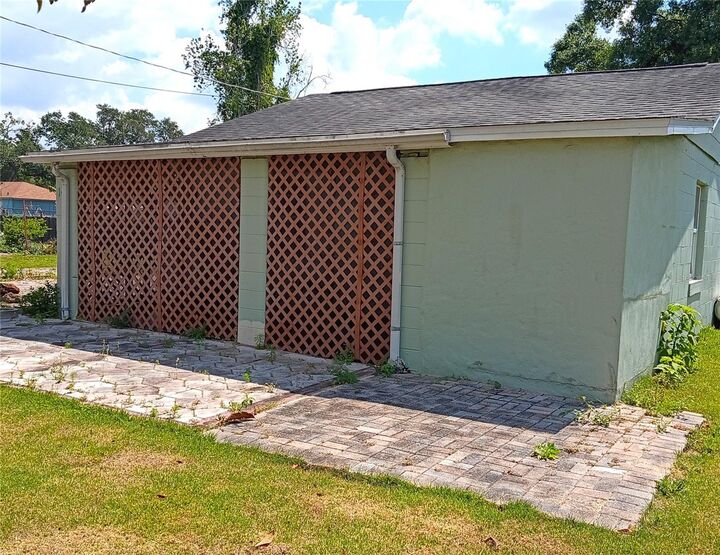 Property Photo:  140 8th Eloise Street  FL 33880 