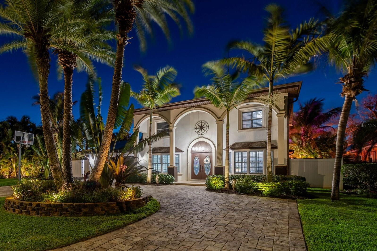 Property Photo:  10127 Paradise Boulevard  FL 33706 