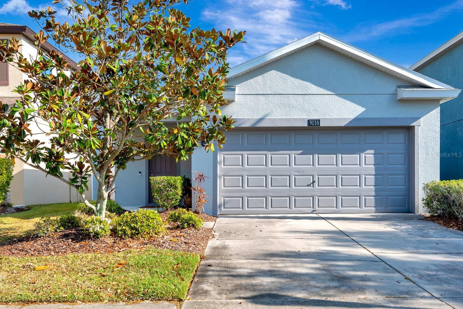 Property Photo:  9116 Mountain Camellia Lane  FL 33578 