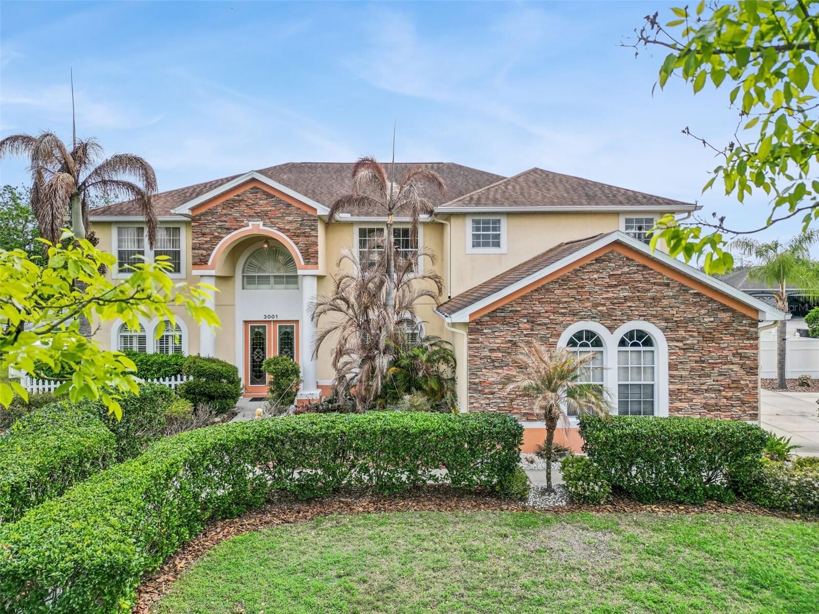 Property Photo: 3001 Canoe Creek Road FL 34772