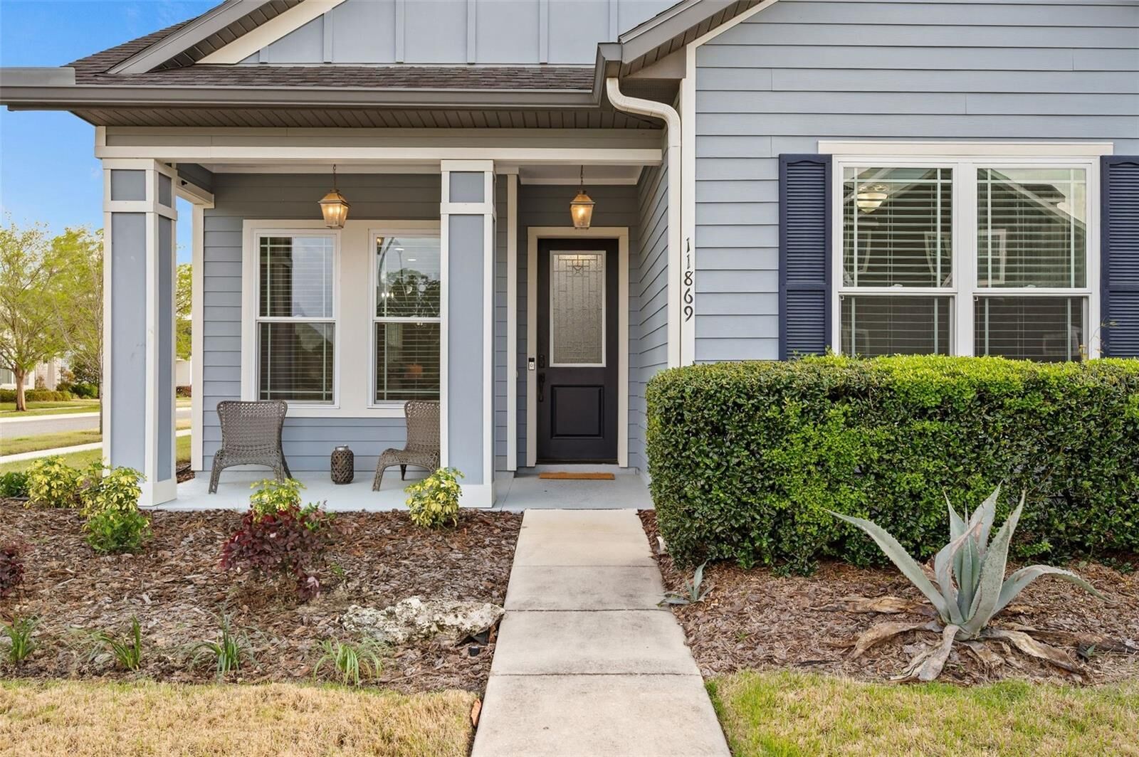Property Photo: 11869 SW 28th Avenue FL 32608