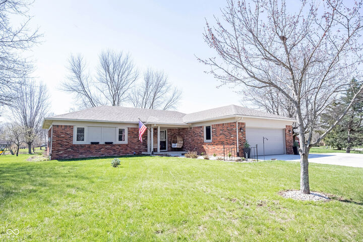 Property Photo: 506 Swan Drive IN 46040