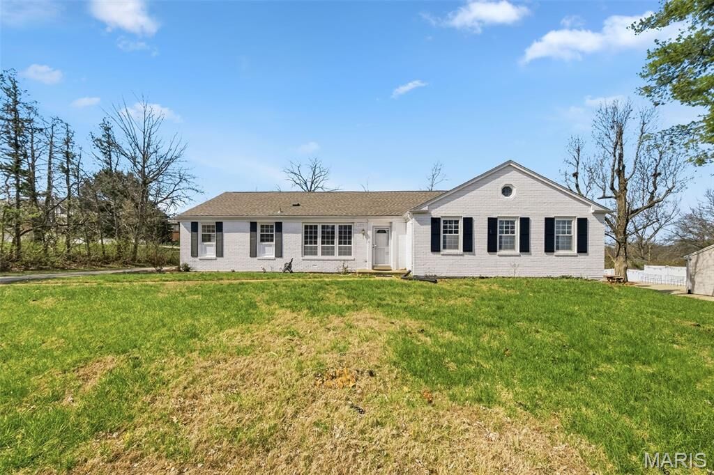 Property Photo:  1050 Kehrs Mill Road  MO 63011 