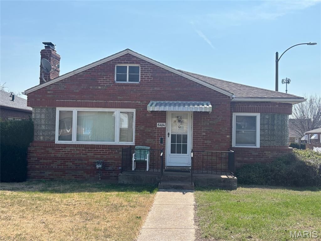 Property Photo:  6414 Center Court  MO 63116 