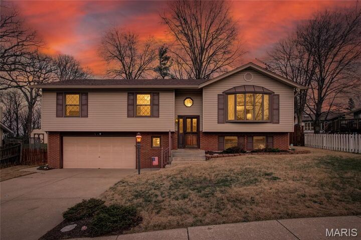 Property Photo:  2262 Graystone Drive  MO 63303 