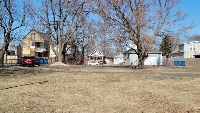 Property Photo: 330 154th Place IL 60409