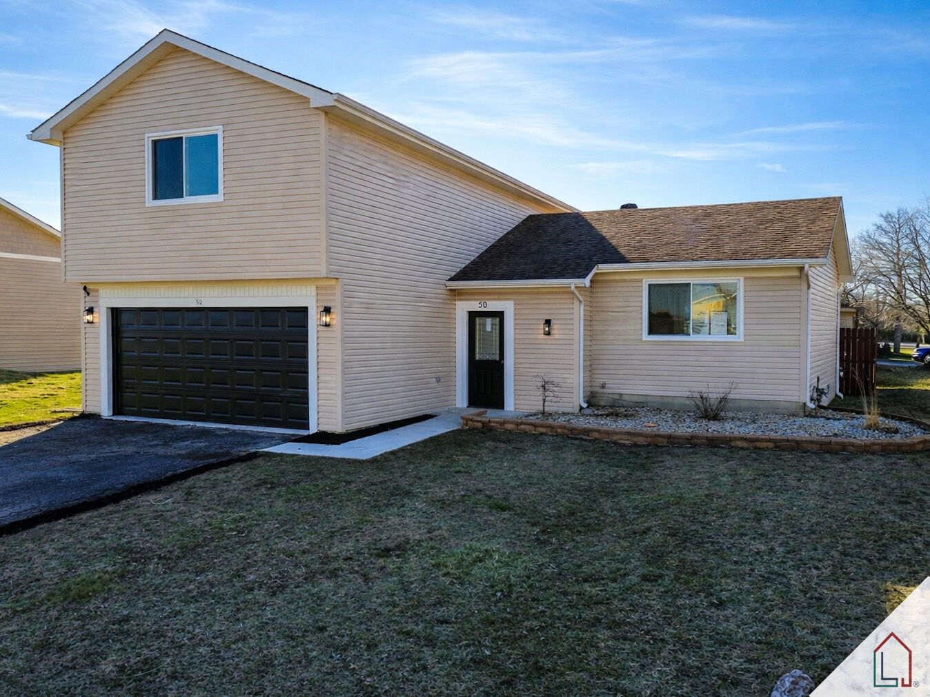 Property Photo:  50 Willow Road  IL 60443 